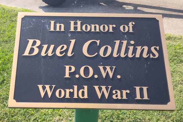 BUEL COLLINS P.O.W. WORLD WAR II MEMORIAL PLAQUE