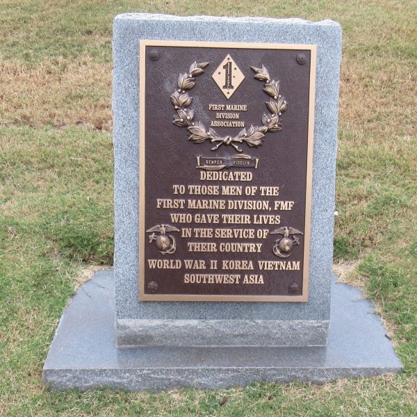 CHATTANOOGA NATIONAL CEMETRY FIRST MARINE DIVISION WAR MEMORIAL