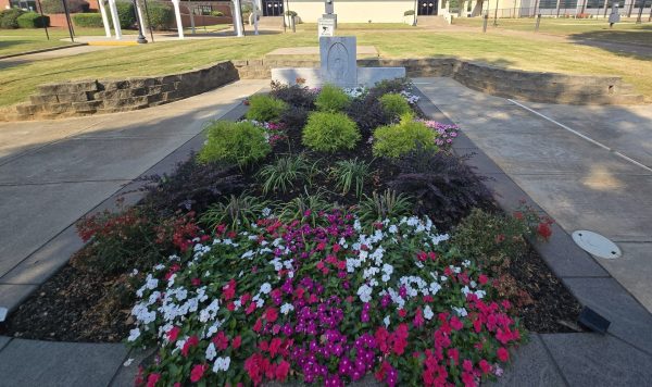 COLLEGE PARK SERVICE LEAGUE WORLD WAR II MEMORIAL
