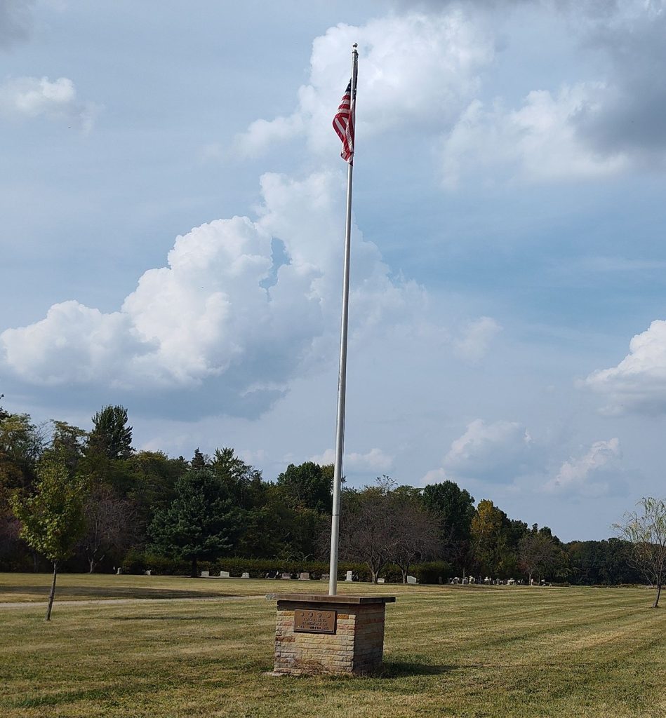 CRAWFORD COUNTY MEMORY GARDENS VETERANS MEMORIAL FLAGPOLE