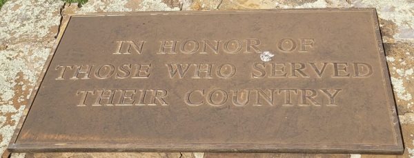 CROWDER CEMETERY VETERANS MEMORIAL PLAQUE