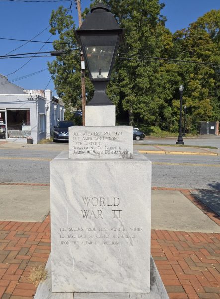 HAPEVILLE WAR VETERANS MEMORIAL ETERNAL LIGHT SIDE B