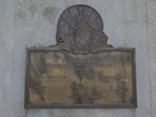 IN MEMORIAM THE FALLEN HEROES OF COLLEGE PARK WORLD WAR MEMORIAL PLAQUE