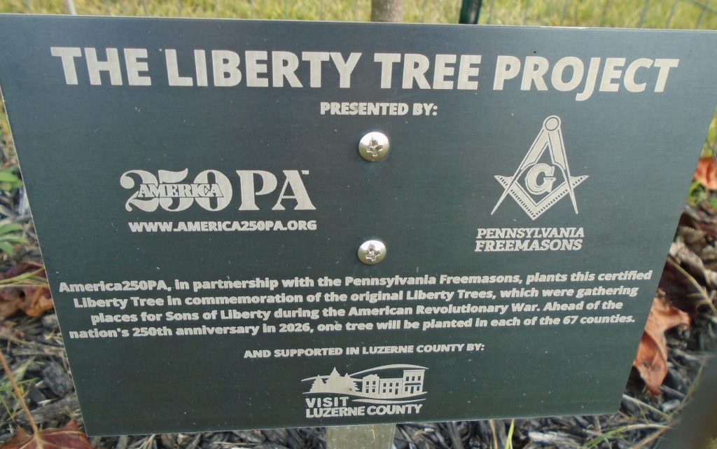 LUZERNE COUNTY LIBERTY TREE REVOLUTIONARY WAR MEMORIAL PLAQUE