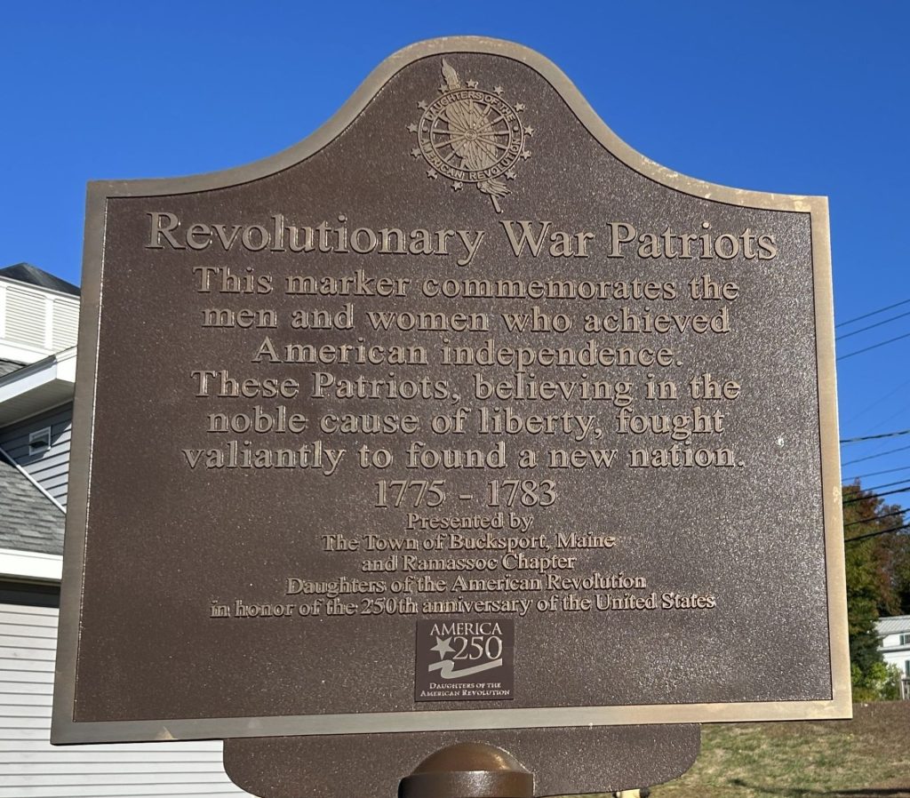 REVOLUTIONARY WAR PATRIOTS MEMORIAL MARKER BUCKSPORT