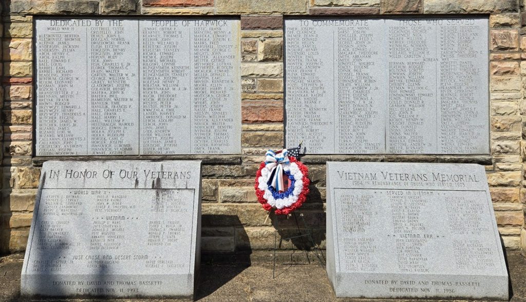 THE PEOPLE OF HARWICK VETERANS MEMORIAL CLOSE-UP