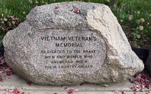 WHEATON VIETNAM VETERANS MEMORIAL ROCK