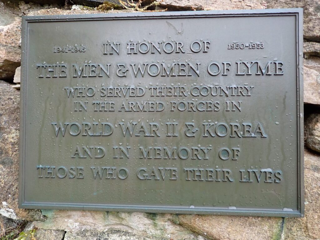 LYME VETERANS OF WORLD WAR II AND KOREA MEMORIAL PLAQUE