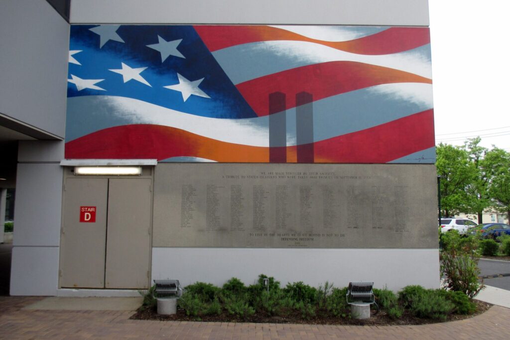 STATEN ISLANDERS SEPTEMBER 11, 2001 MEMORIAL WALL