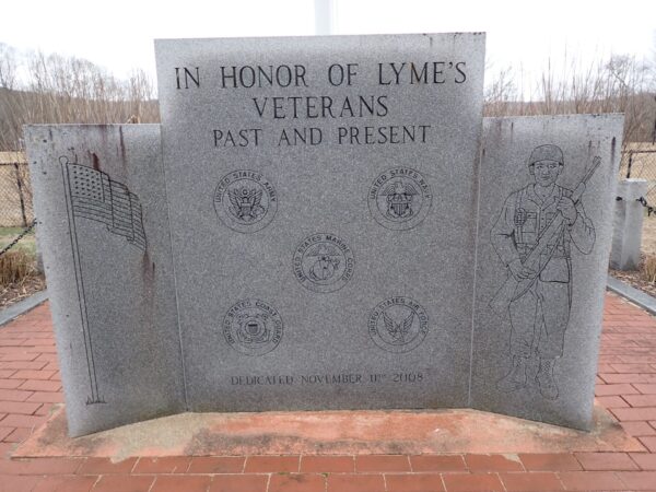 IN HONOR OF LYME’S VETERANS WAR MEMORIAL FRONT
