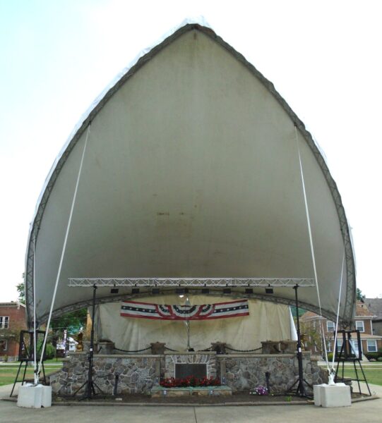 PUNXSUTAWNEY WAR MEMORIAL PAVILION