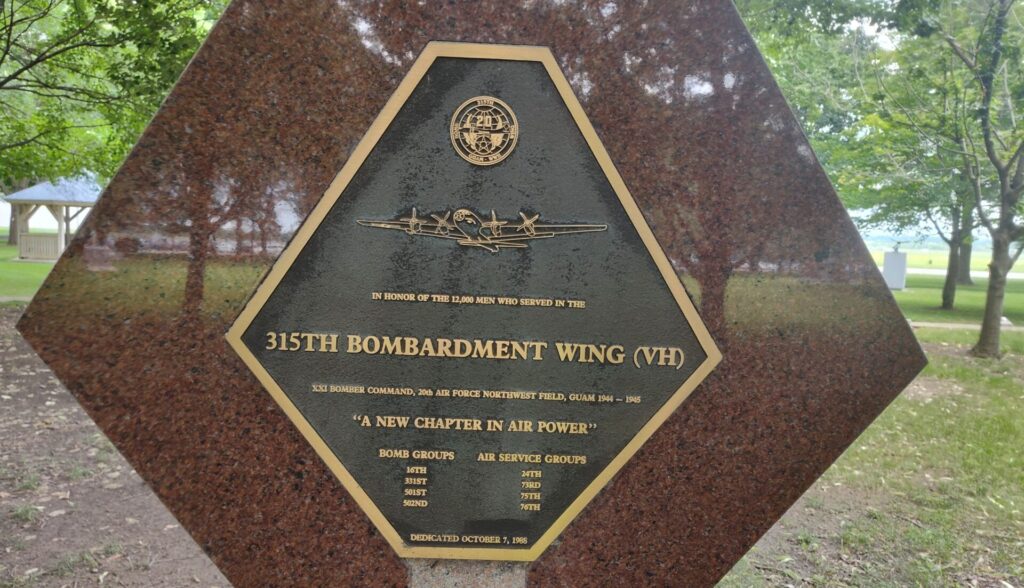 315TH BOMBARDMENT WING (VH) WAR MEMORIAL FRONT
