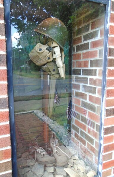 BIG RUN AREA VETERANS MEMORIAL BATTLEFIELD CROSS