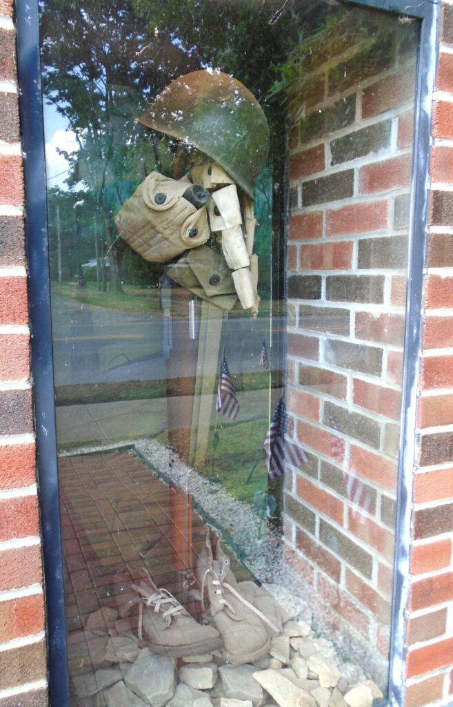 BIG RUN AREA VETERANS MEMORIAL BATTLEFIELD CROSS