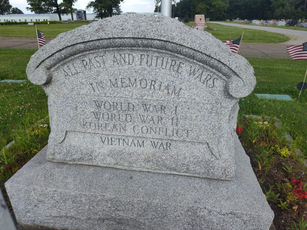 BROOKFIELD TOWNSHIP CEMETERY ALL WARS MEMORIAL