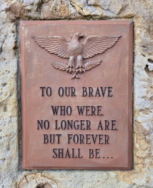 VANDERGRIFT HIGH SCHOOL MILITARY MEMORIAL PLAQUE A