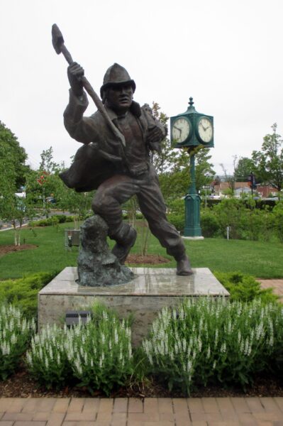 “THE RESCUE” SEPTEMBER 11, 2001 MEMORIAL
