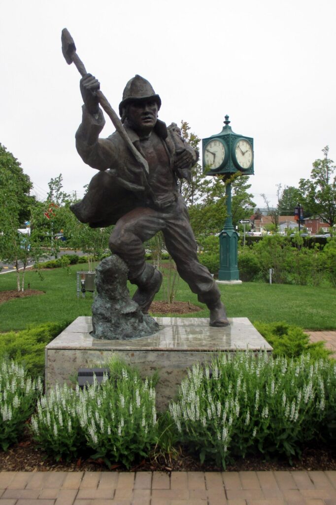 “THE RESCUE” SEPTEMBER 11, 2001 MEMORIAL