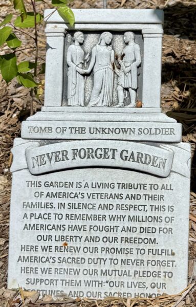 FORT MYERS NEVER FORGET GARDEN WAR MEMORIAL STONE