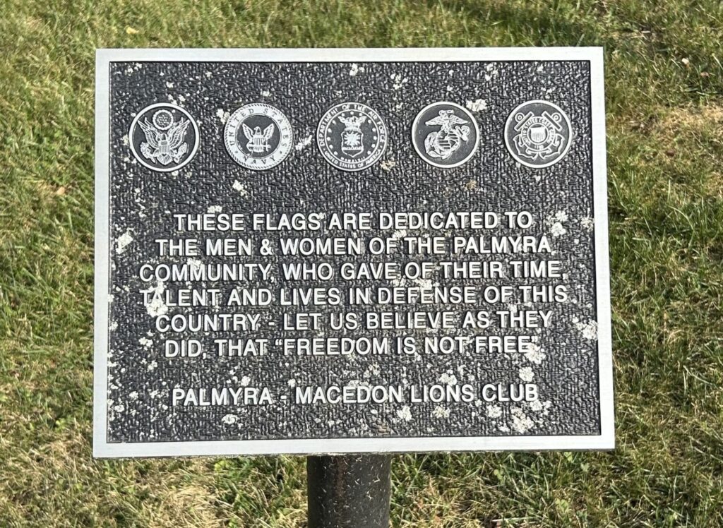 PALMYRA-MACEDON LIONS CLUB WAR VETERANS MEMORIAL FLAGS PLAQUE