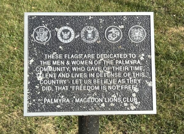 PALMYRA-MACEDON LIONS CLUB WAR VETERANS MEMORIAL FLAGS PLAQUE
