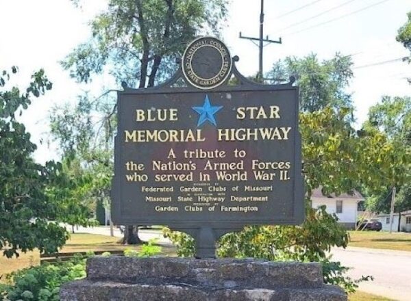 FARMINGTON BLUE STAR MEMORIAL HIGHWAY MARKER