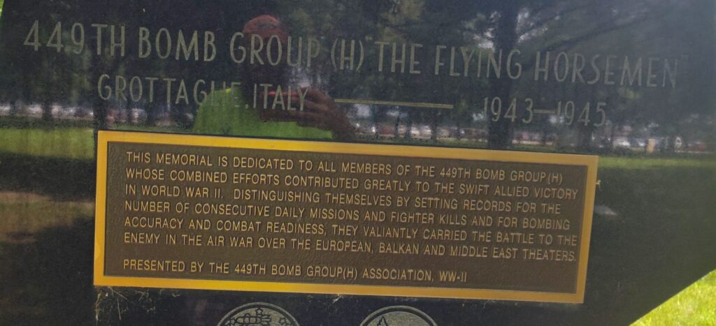 449TH BOMB GROUP (H) WAR MEMORIAL PLAQUE