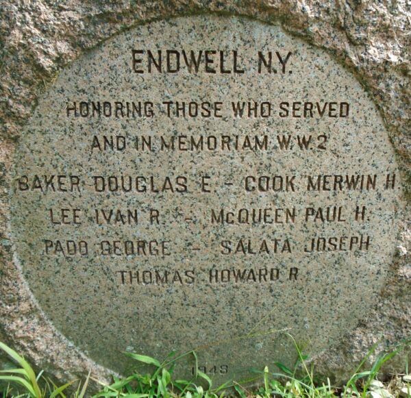 ENDWELL N.Y. W.W.2 MEMORIAL