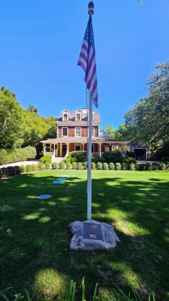 LT. COL. JOHN HULBERT RESIDENCE REVOLUTIONARY WAR MEMORIAL FLAGPOLE PLAQUE