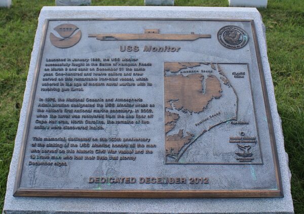 HAMPTON NATIONAL CEMETERY USS MONITOR WAR MEMORIAL