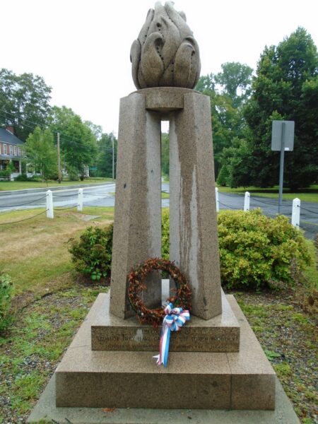 WEATHERSFIELD SERVICE MEMBERS WW II TO PRESENT MEMORIAL