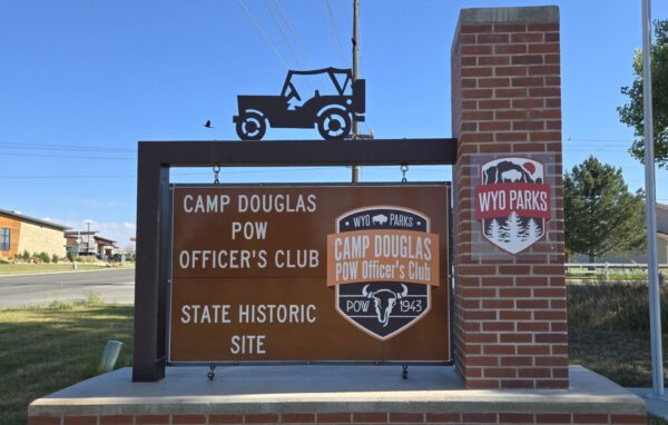 DOUGLAS WORLD WAR II POW CAMP WAR MEMORIAL MARKER B
