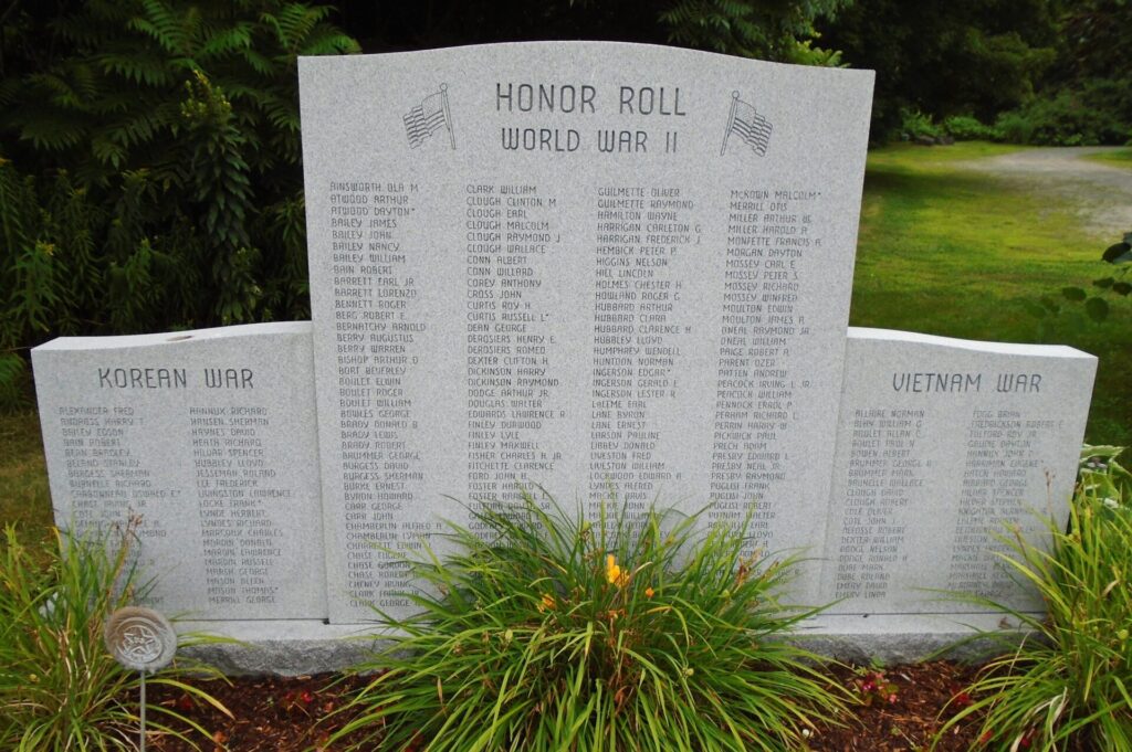 LISBON WAR VETERANS HONOR ROLL MEMORIAL FRONT