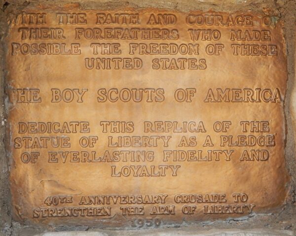 TRINIDAD REPLICA OF THE STATUE OF LIBERTY MEMORIAL PLAQUE