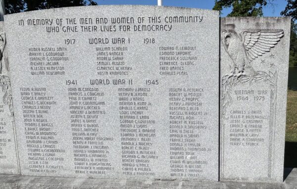 FULTON SUPREME SACRIFICE WAR VETERANS MEMORIAL RIGHTG STONE