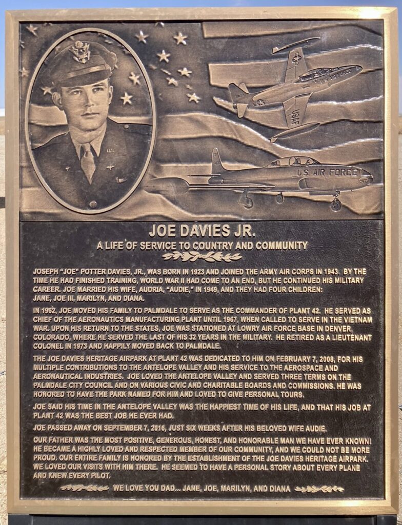 JOE DAVIES JR. WAR MEMORIAL PLAQUE