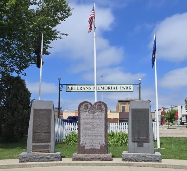 VALLEY CITY VETERANS MEMORIAL PARK