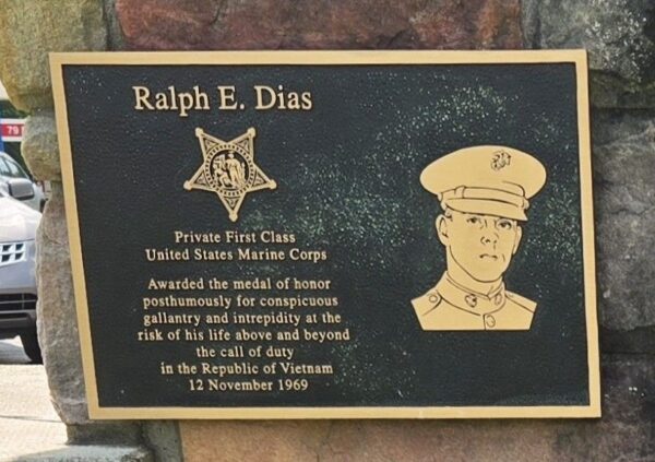 AMERICAN LEGION POST 493 MEDAL OF HONOR WAR MEMORIAL PLAQUE A