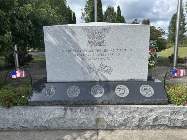 CENTRAL SQUARE ALL VETERANS MEMORIAL CLOSE-UP