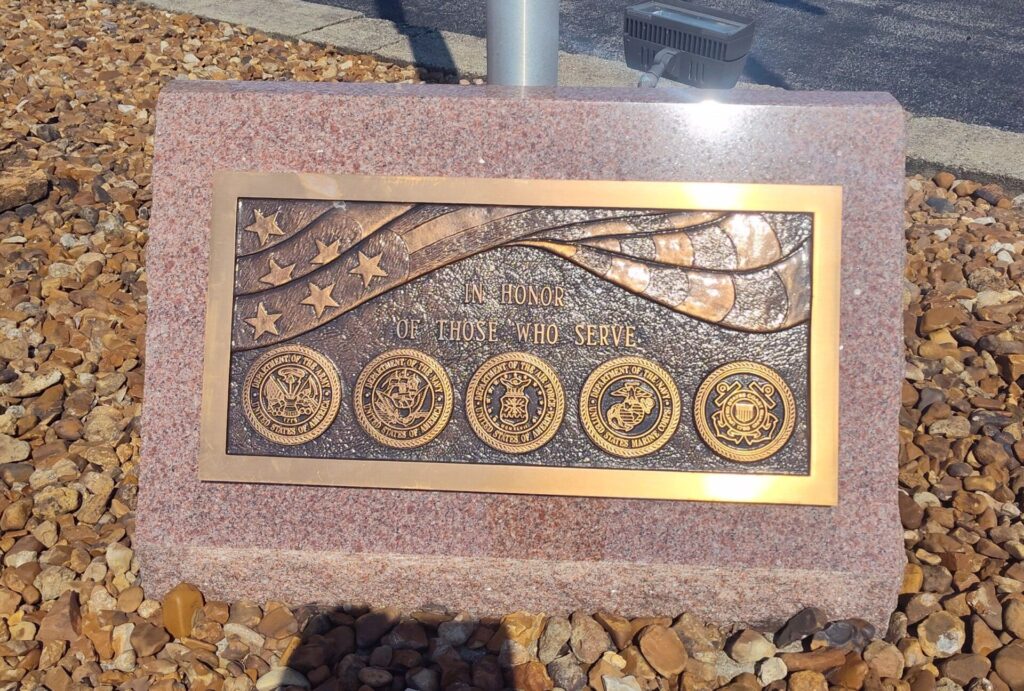 BLANCHESTER VETERANS MEMORIAL FLAGPOLE PLAQUE