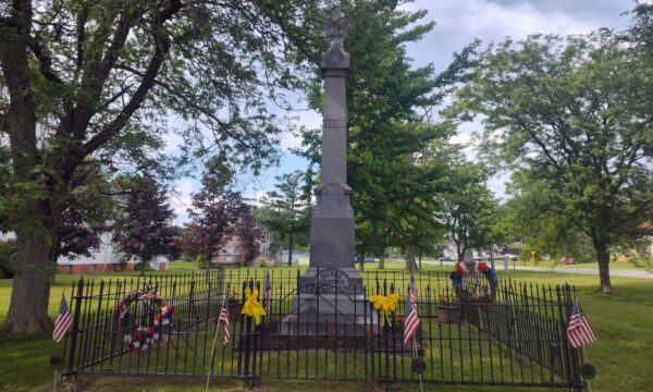 VIENNA HONORS HER DEAD HEROES WAR MEMORIAL