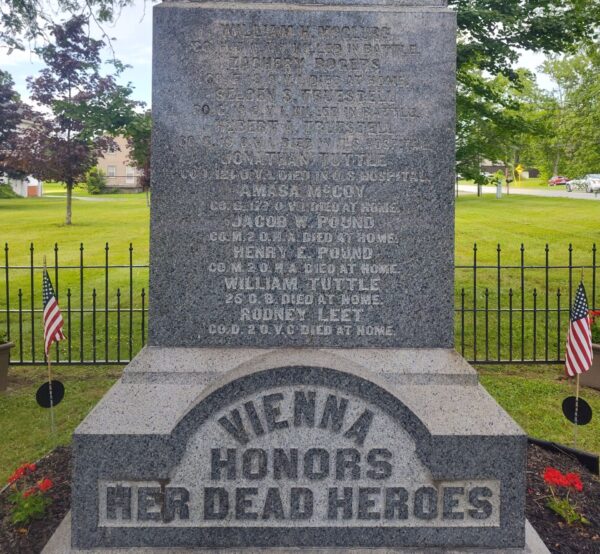 VIENNA HONORS HER DEAD HEROES WAR MEMORIAL SIDE A