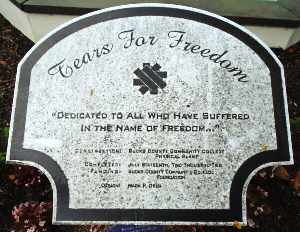 TEARS FOR FREEDOM WAR MEMORIAL FOUNTAIN PLAQUE