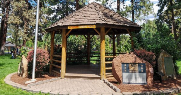 VETERAN’S MEMORIAL GARDEN GAZEBO