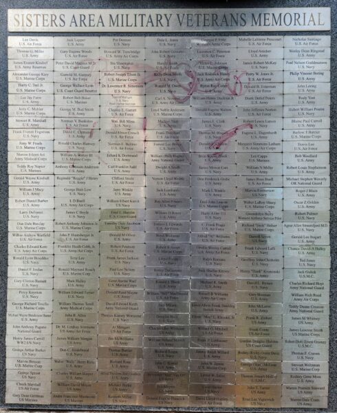 SISTERS AREA MILITARY VETERANS MEMORIAL PLAQUE