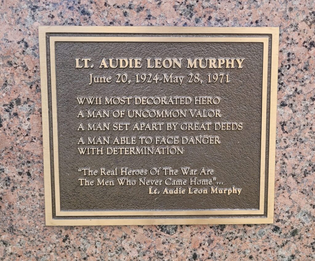 LT. AUDIE LEON MURPHY MEDAL OF HONOR WAR MEMORIAL PLAQUE