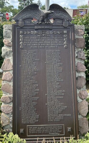 STUDENTS OF CENTRAL SQUARE HIGH SCHOOL AND TOWN OF HASTINGS WORLD WAR MEMORIAL PLAQUE