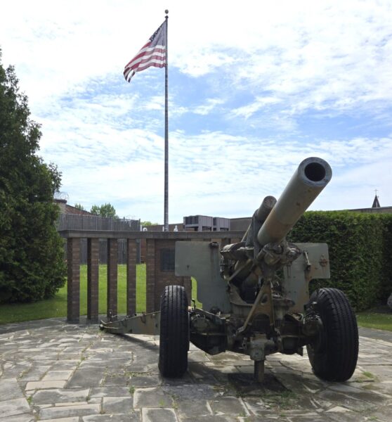 SCHOOLCRAFT COUNTY VETERANS MEMORIAL CANNON