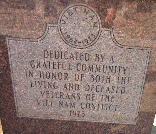 CEDAR RAPIDS VIET NAM CONFLICT MEMORIAL STONE