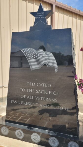 WAELDER VETERANS MEMORIAL